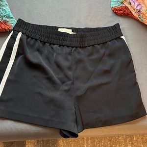 Alice + Olivia Black and White Women's Shorts